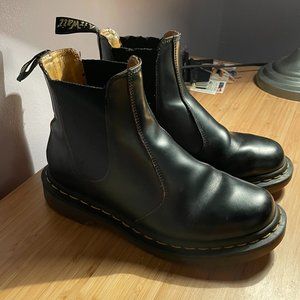 Doc Marten's Vintage English Leather Chelsea Boots (Women's US 5)